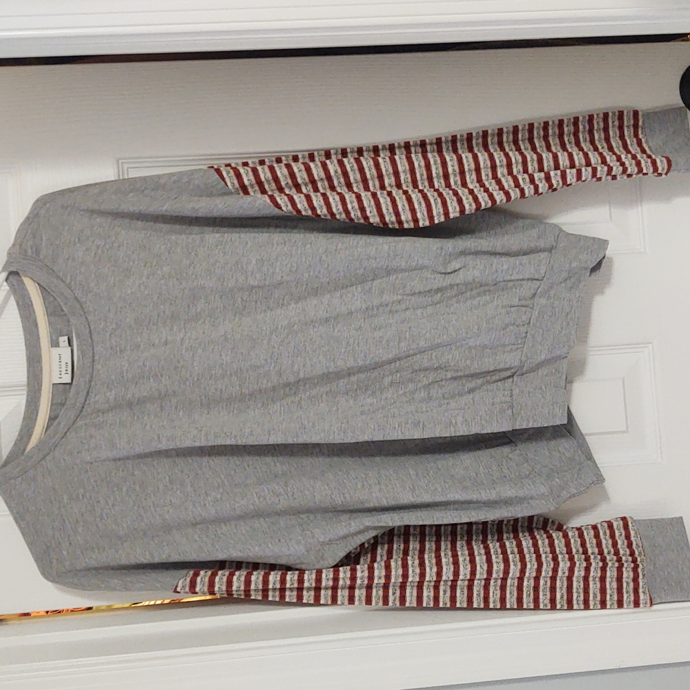 NWT Large Crescent Drive Shirt